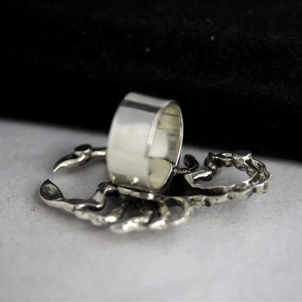 VTG HEAVY Sterling Silver Scorpion Statement Ring Size 8 Large Gothic Biker Ring